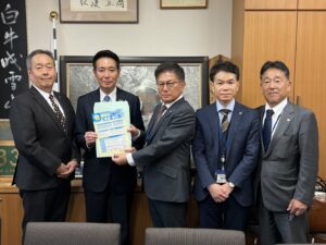 前原誠司議員(維新・衆・京都2)