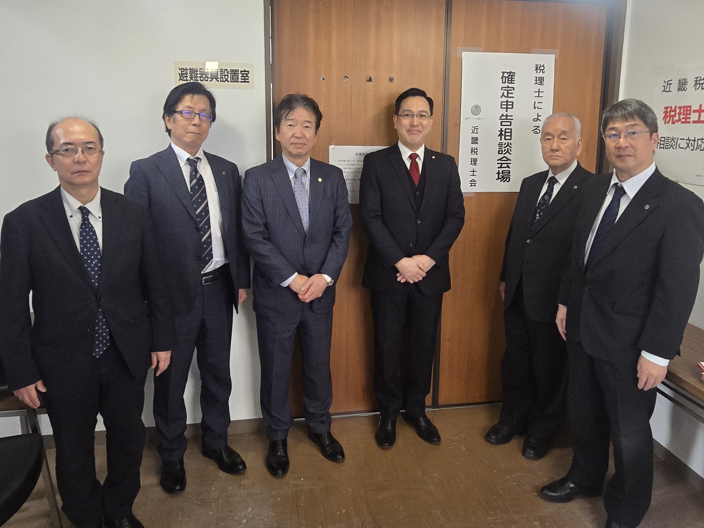 杉　久武　参議院議員