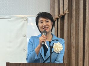 とかしきなおみ 衆議院議員