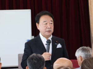 青山繁晴　衆議院議員